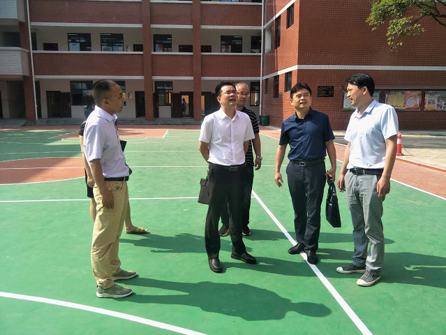 袁卫东督查指导秋季开学工作_邵阳头条网
