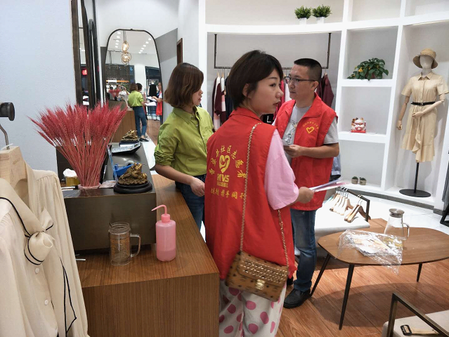中心路街道积极推动商铺、农民工依法建立工会组织_邵阳头条网