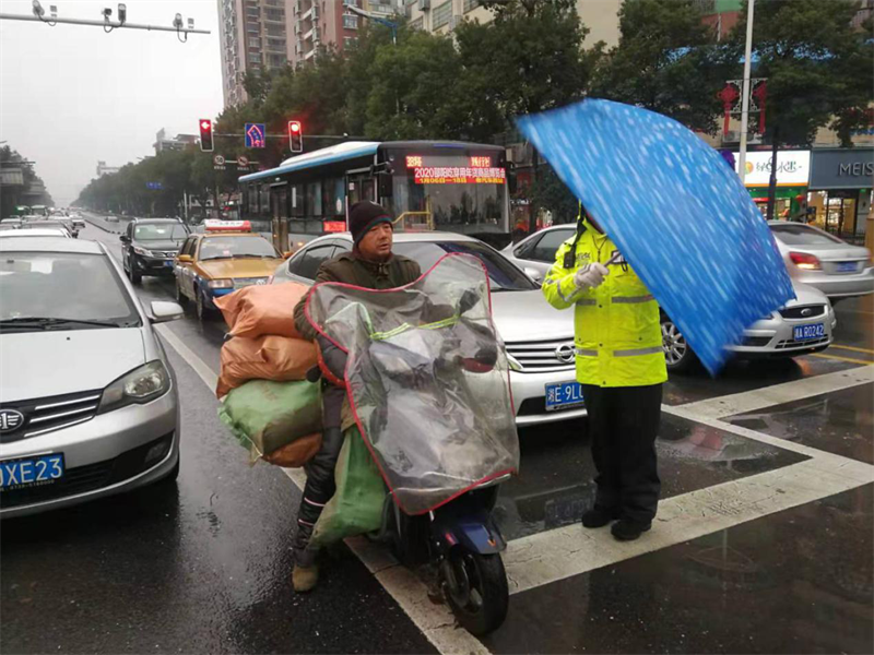 区交通顽疾整治：整治野蛮驾驶，不文明驾驶(图2)