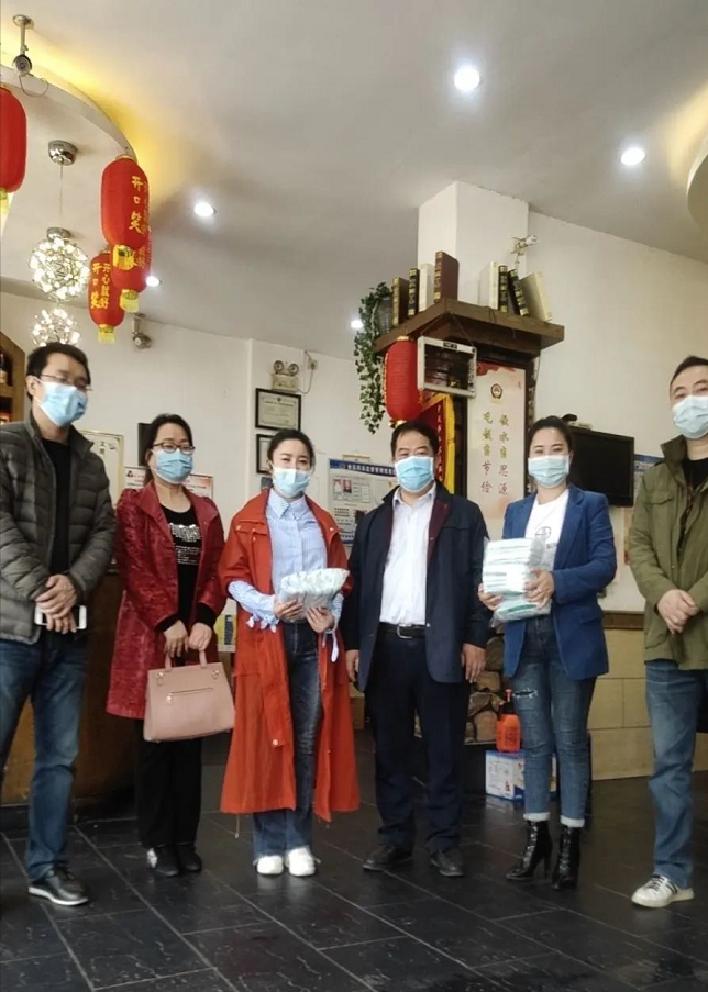 市委统战部副部长邓政走访调研我区民营企业(图3)