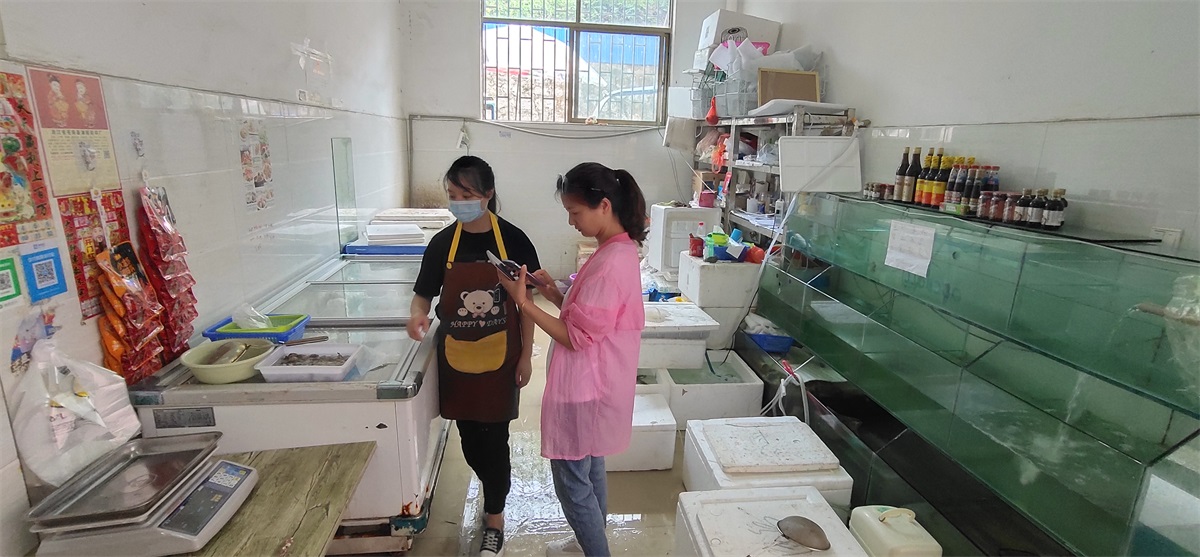 区市场监管局：迅速开展海产品及冷冻肉品检查(图2)