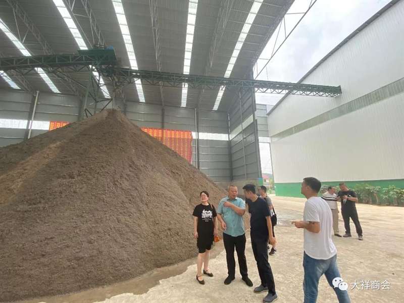 区工商联（总商会）：走访邵阳旺发环保建材公司(图3)