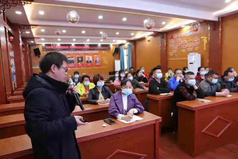 区市场监管局深入校园开展食品安全知识培训(图3)