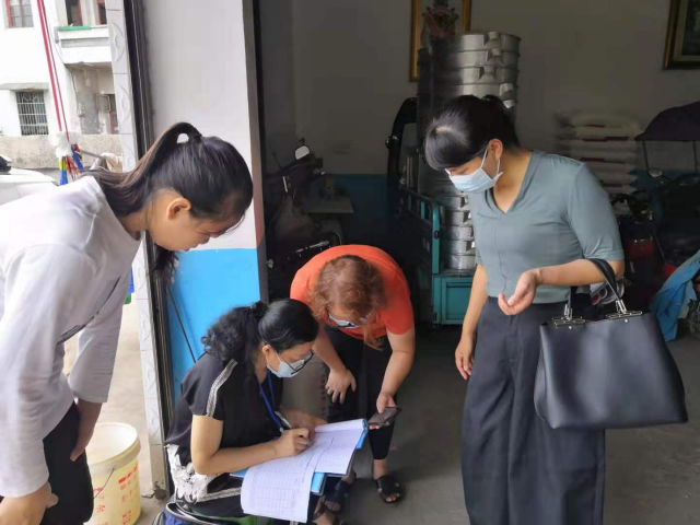 大祥区纪委监委开展新冠疫苗接种工作专项督查(图3)