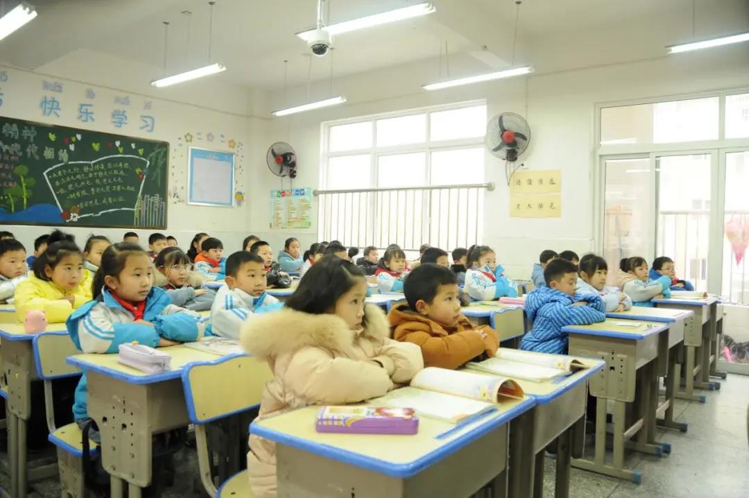 大祥区:上好开学第一课开启美好新学期(图1)