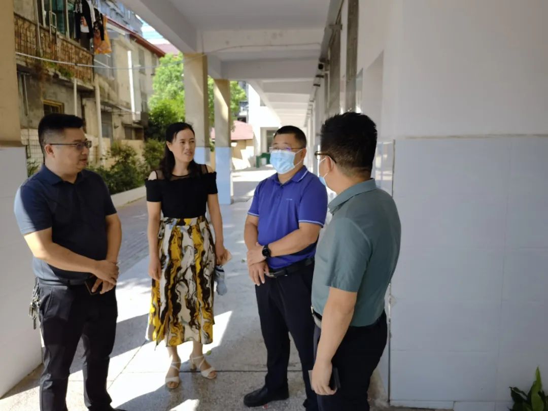 向兵督导检查秋季开学工作(图5)
