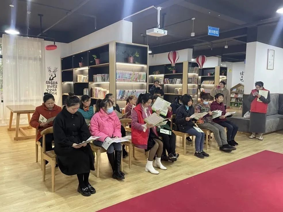 创文进行时│大祥区住建局开展“有害换有爱”有害垃圾收集周活动(图3)