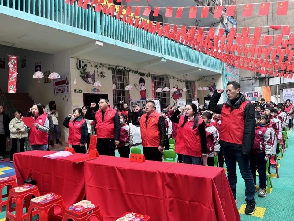 大祥区举办“雷锋精神邵阳红・文明风尚致青春”学雷锋志愿服务活动(图3)