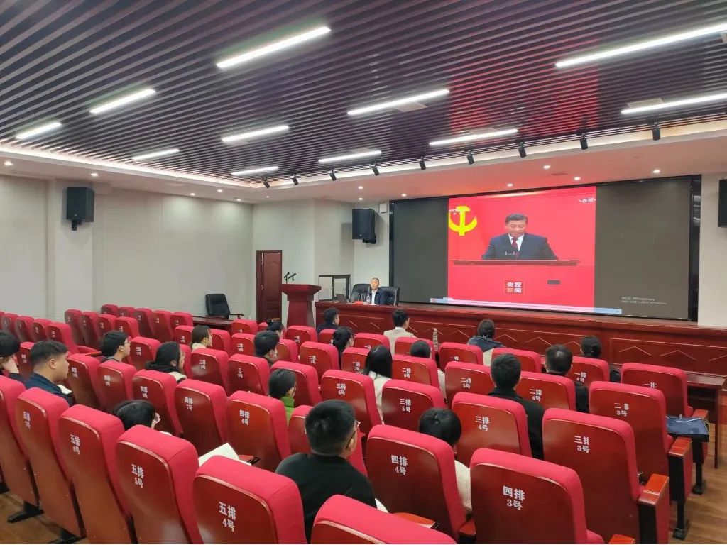 大祥区新录用公务员和选调生培训班开班(图3)