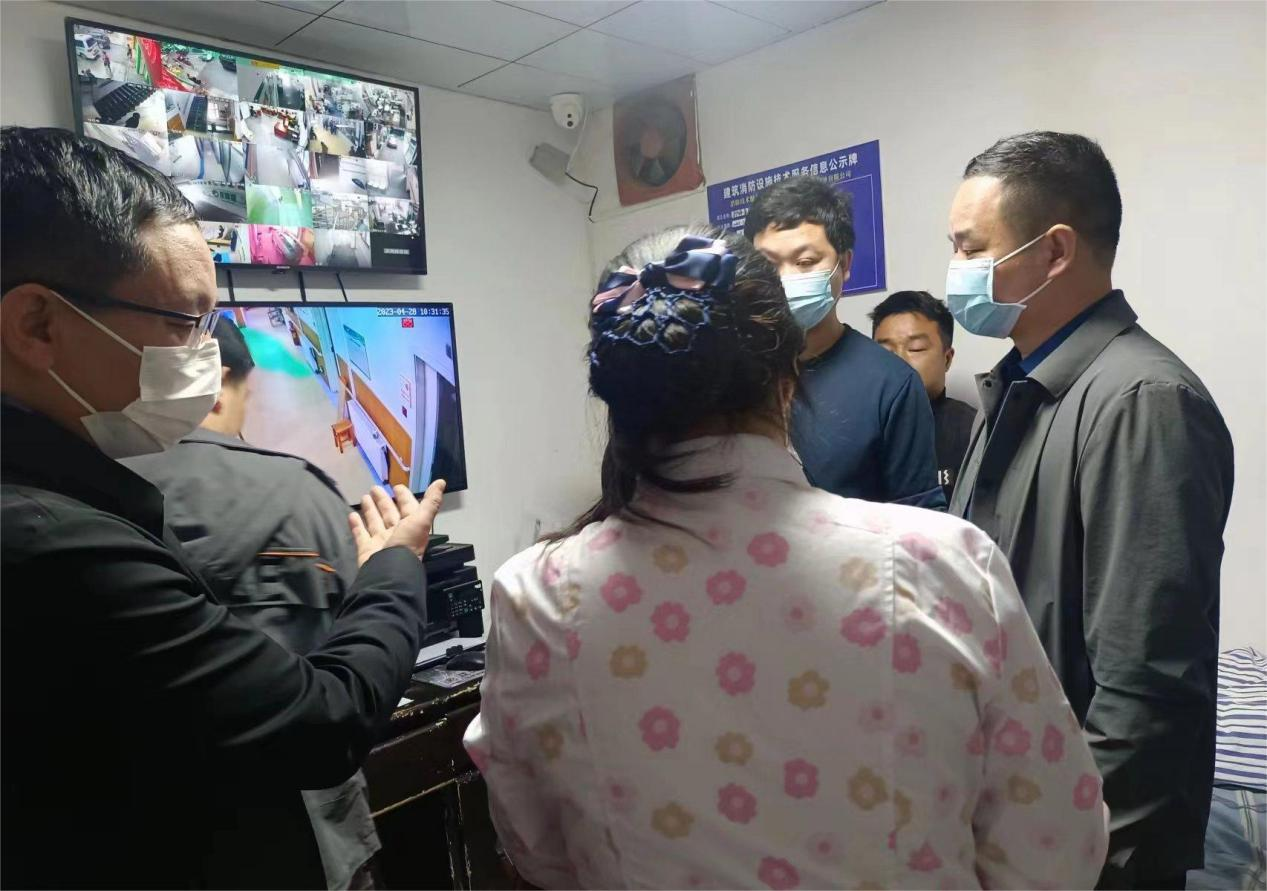市民政局检查大祥区养老机构安全生产工作(图4)