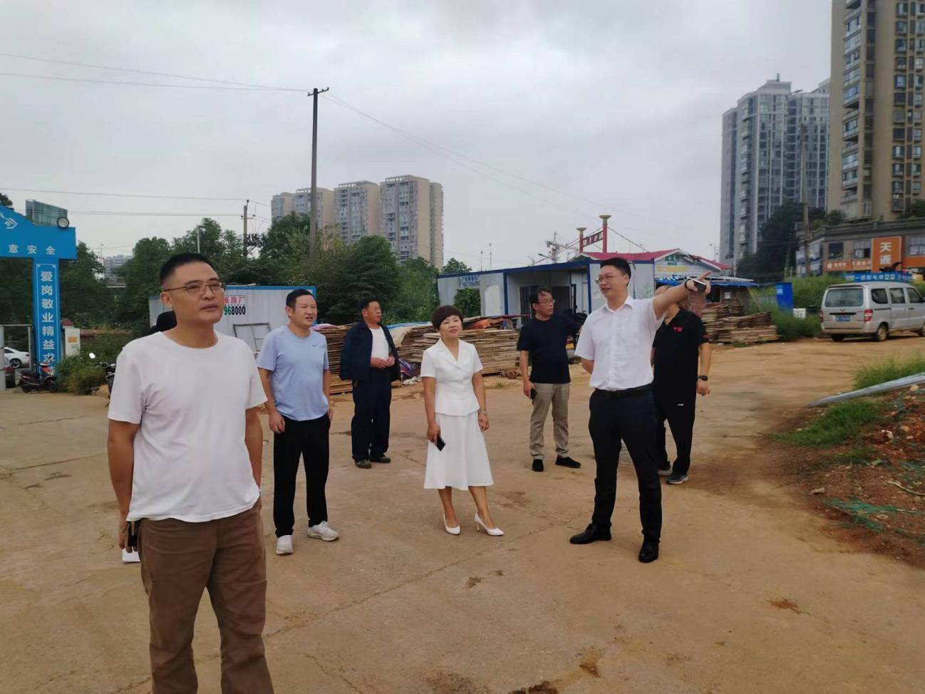 区人大常委会调研大祥区超期安置工作(图3)