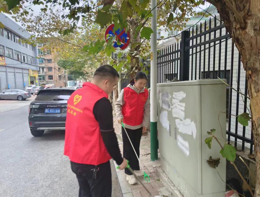 大祥区疾病预防控制中心开展“有害换有爱” 有害垃圾收集周宣传活动(图2)