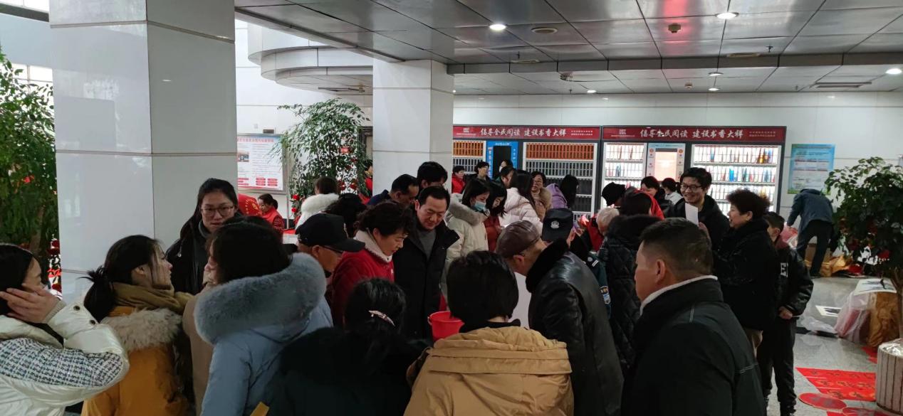 大祥区：举办“扫黄打非”迎新春书画公益活动(图4)