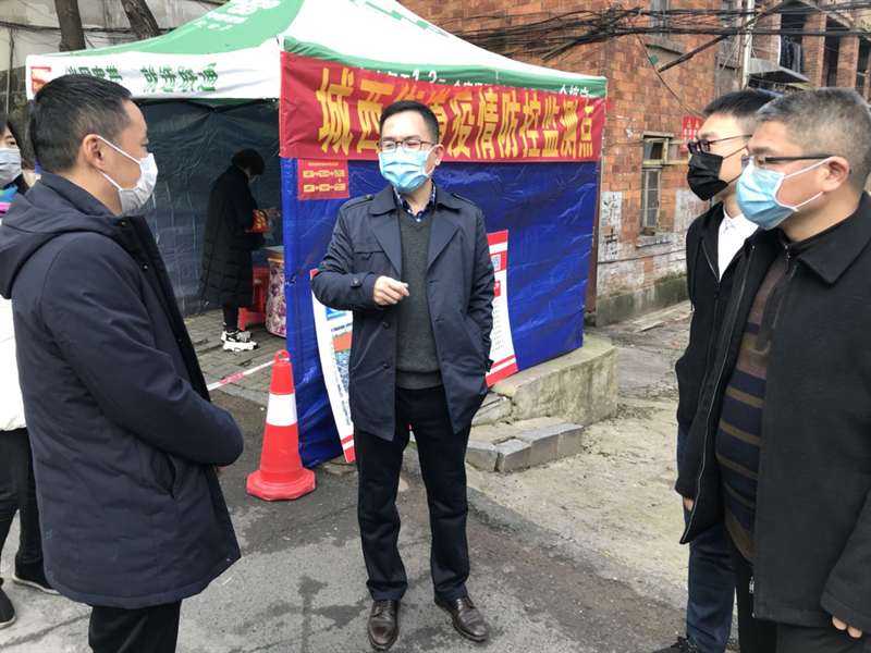 防松懈、抓整改、再落实，邓涛深入基层督导疫情防控和环境卫生工作(图2)