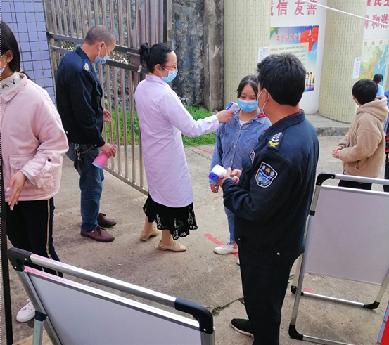 今天,我们开学啦——大祥区认真筹备，有序迎来开学第一天(图8)