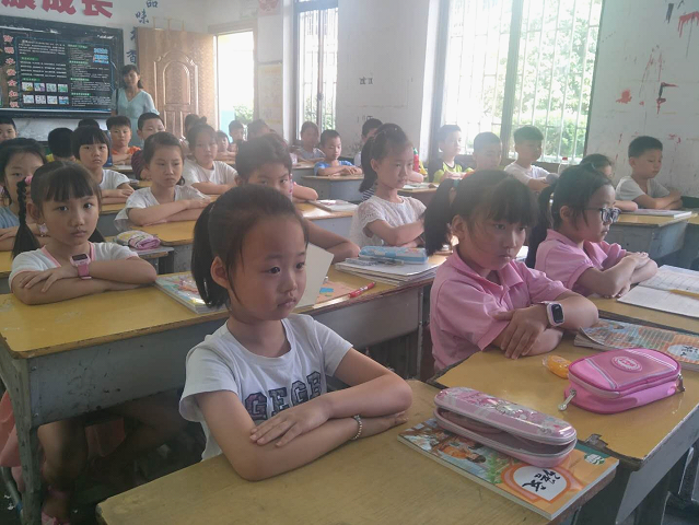 袁卫东督查指导秋季开学工作(图3)