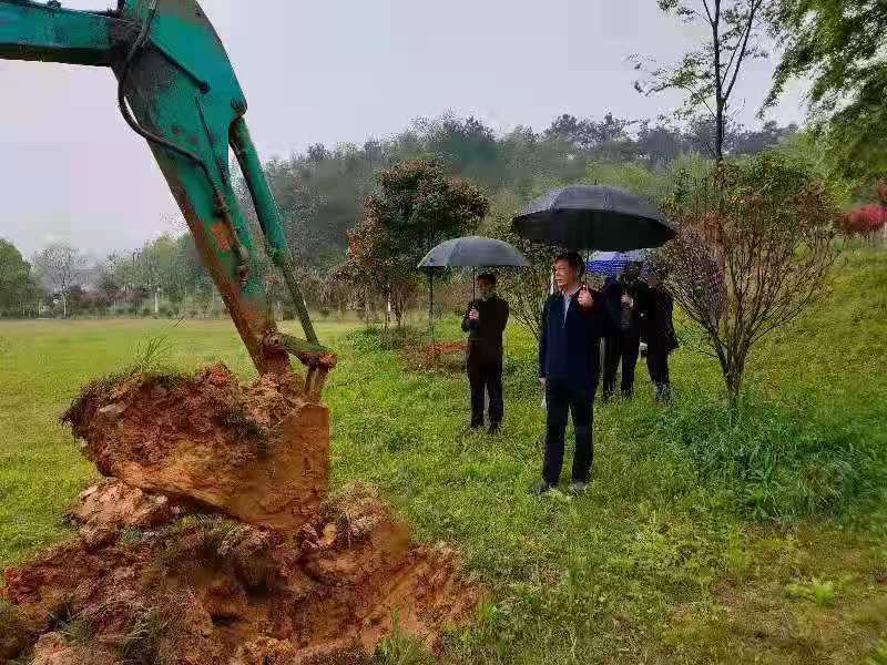 大祥区加强革命文物保护和利用 全面凸显革命文物价值——蔡锷故里文化博览园铜像广场开工(图3)