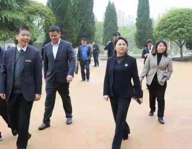 黄艳娥调研蔡锷故里文化博览园基础设施建设和绿化工作(图3)