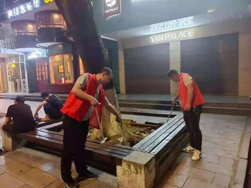 大祥区：千名志愿者下沉街道社区   “大祥红”遍布城市每个角落(图2)