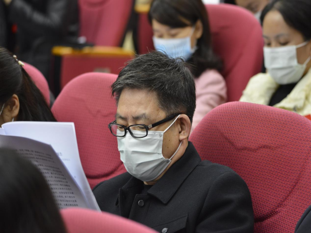 加快建设“五城三园三中心”大祥区六届人大一次会议开幕(图5)