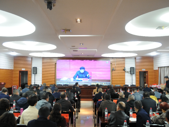 大祥区集中收看中央宣讲团在湘宣讲党的十九届六中全会精神报告会(图1)