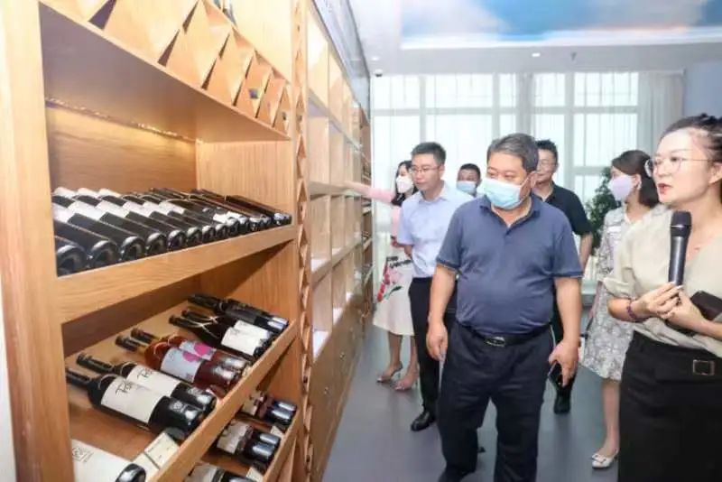 王俊带队赴深圳市考察招商(图3)