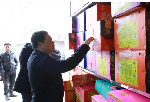 王俊到罗市镇暗访安全生产工作(图1)