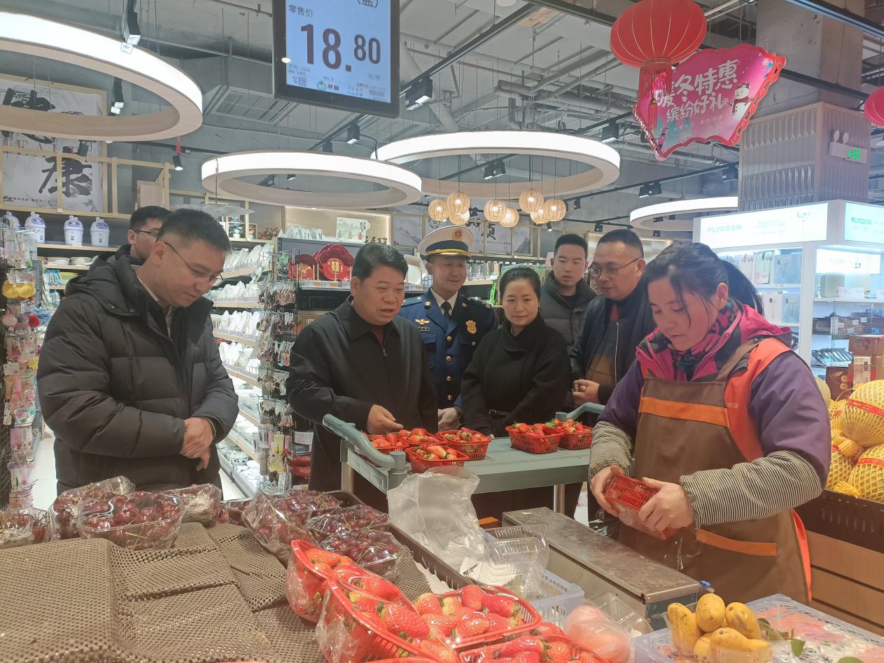 王俊除夕一线督导安全保供：以“四不两直”护民生 用党员干部“辛苦指数”换群众“幸福指数(图1)