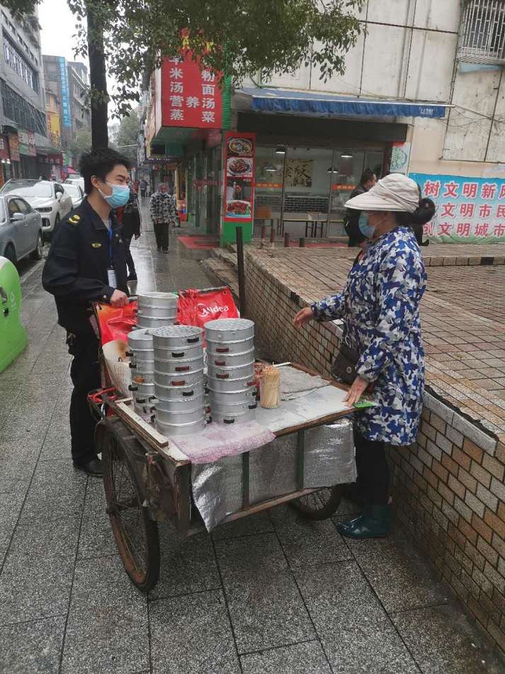 大祥城管持续深入开展交通问题顽瘴痼疾整治(图2)