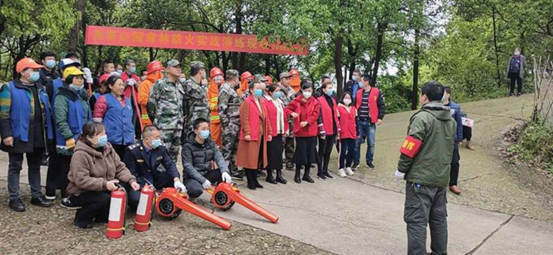 百春园街道开展森林防火演练(图3)