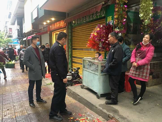 大祥区城管执法局城管全力做好清明祭扫保障工作(图1)