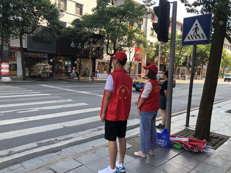 中心街道：创建文明城市我们在行动(图3)