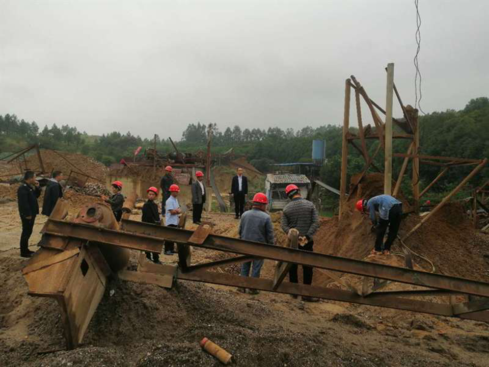 李华和到檀香建筑材料厂调研环保督察交办问题整改工作(图2)