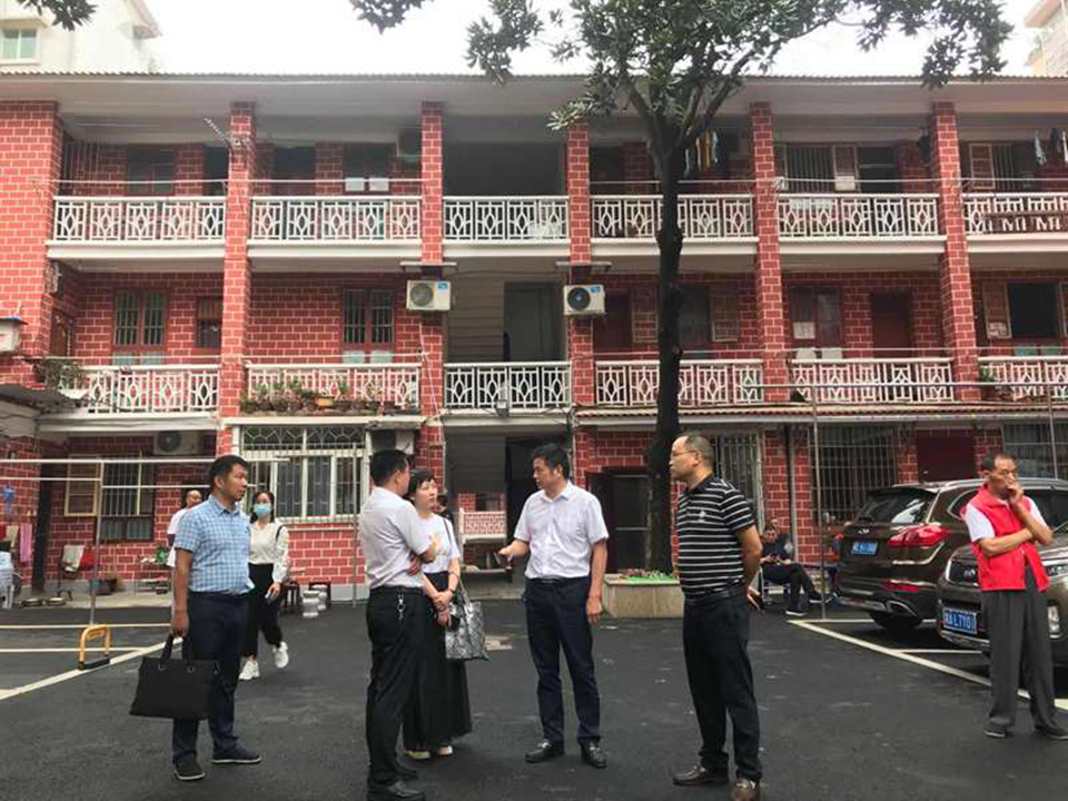 城北街道：干群心连心 共建文明城(图3)