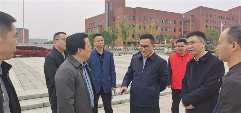 邓涛带队督查雨溪街道迎"国卫"复审工作(图5)