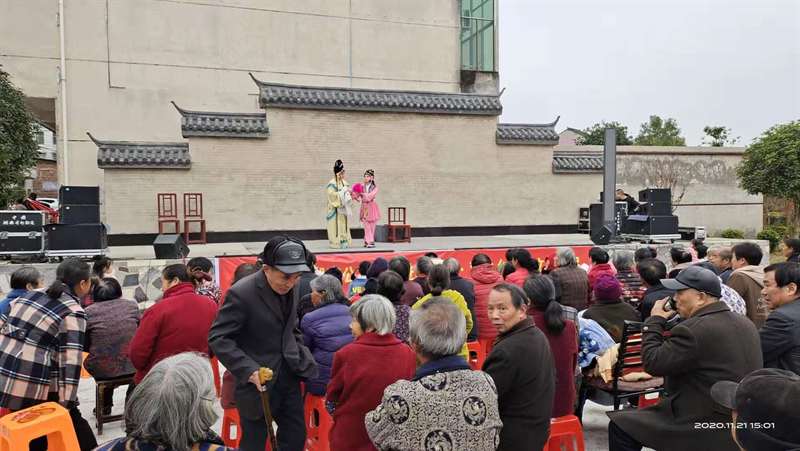 板桥乡：开展送戏下乡，好“戏”连台惠民生(图2)