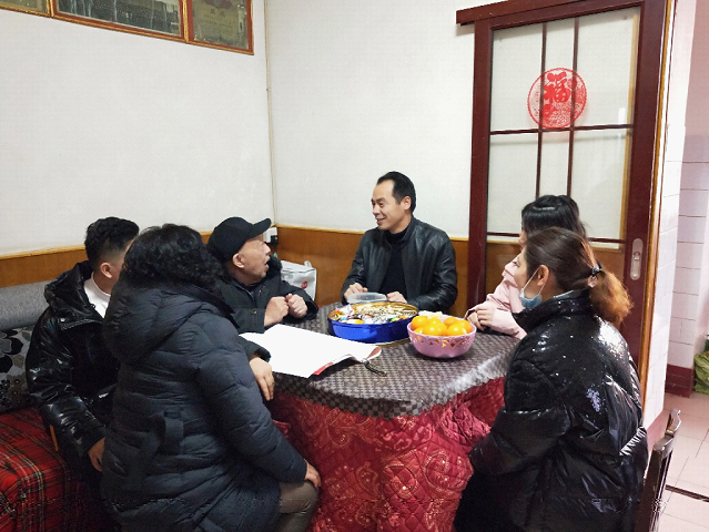 翠园街道：走访慰问退役军人(图1)
