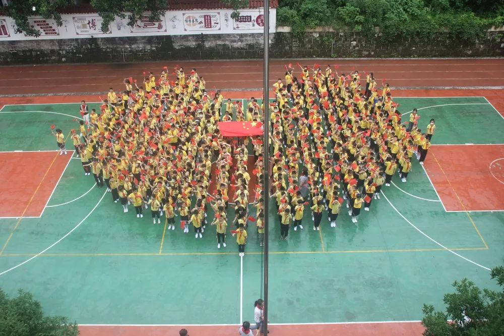 大祥区沙井头小学：“喜迎二十大，童心永向党”庆六一活动(图1)