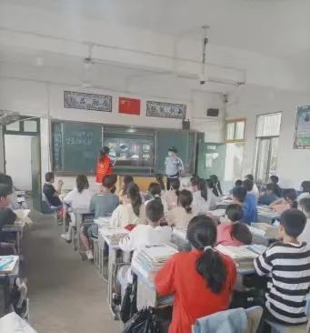 大祥区檀江街道开展禁毒宣传进校园活动(图1)