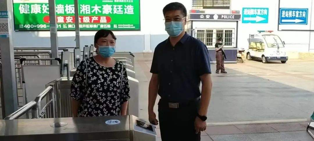中秋佳节庆团圆 疫情防控护平安-曾峤林中秋节督导疫情防控工作(图2)