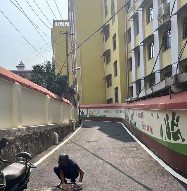 “老”住户乐享“新”生活——大祥区聚力办好城镇老旧小区改造和既有住宅加装电梯民生实事(图3)