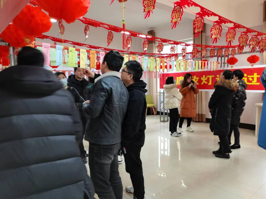 猜灯谜 闹元宵 展家风 过廉节 大祥区举办2023年元宵节灯谜会(图4)