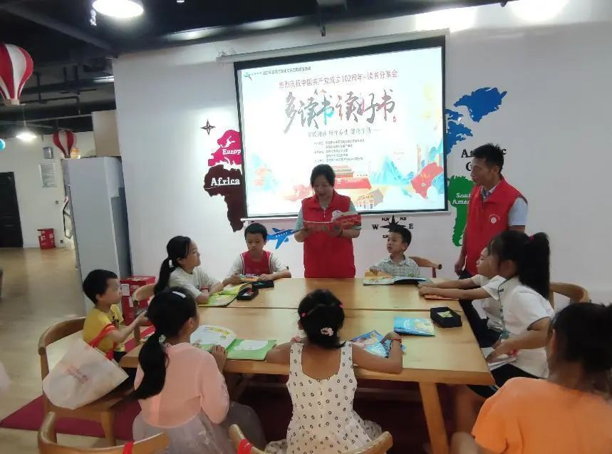 大祥区开展“多读书读好书”暨非遗传承进社区活动(图2)