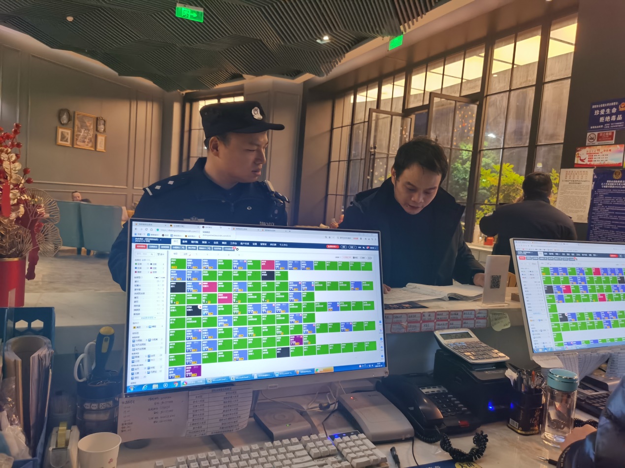 百春园街道开展重点场所专项排查整治行动(图1)