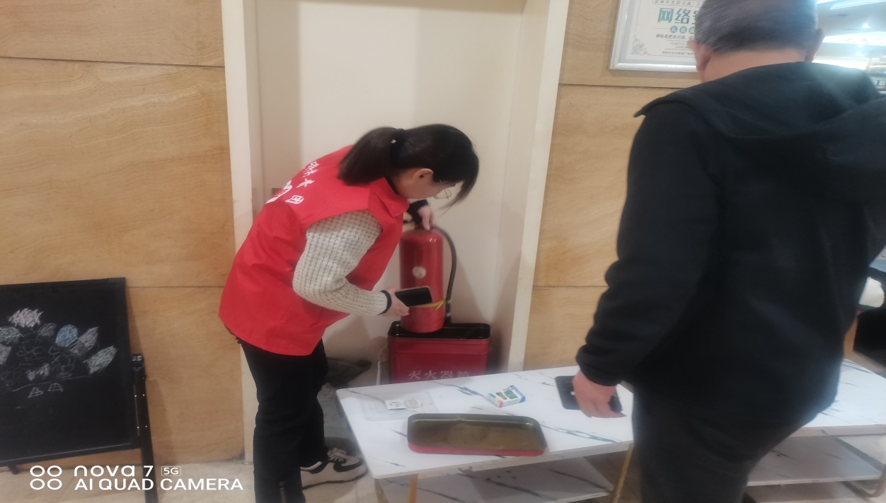 百春园街道组织复工复产督导检查，巩固安全营商环境(图2)